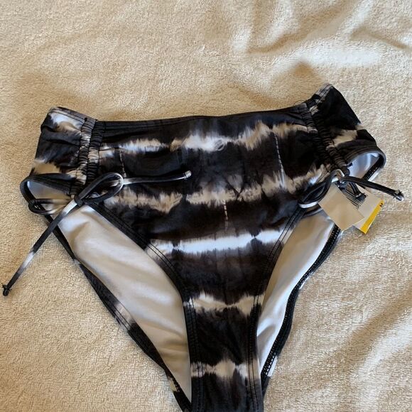 California waves black high waisted bikini bottoms Size M NWT - Picture 4 of 6